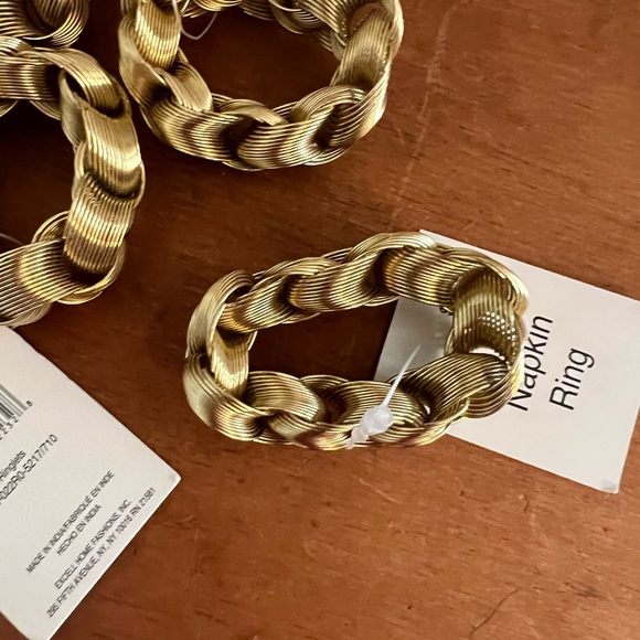 Gold Braided Napkin Rings - Set of 4 - Picture 4 of 8